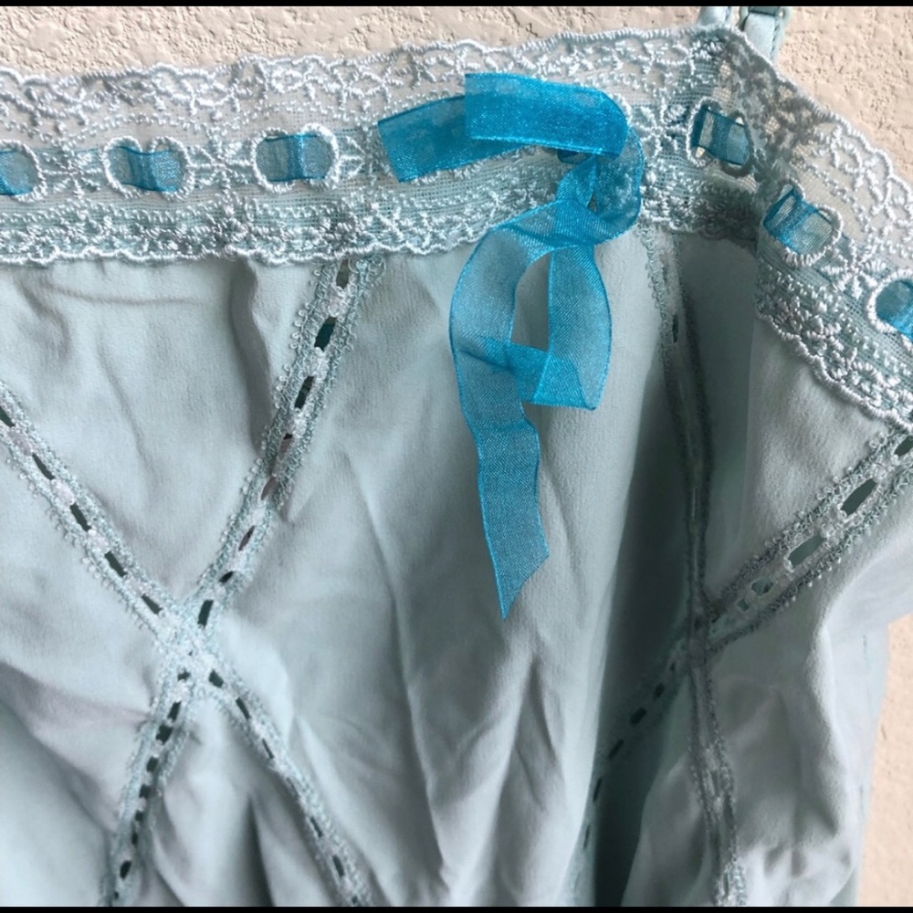 Victoria’s Secret Chemise - Picture 2 of 5